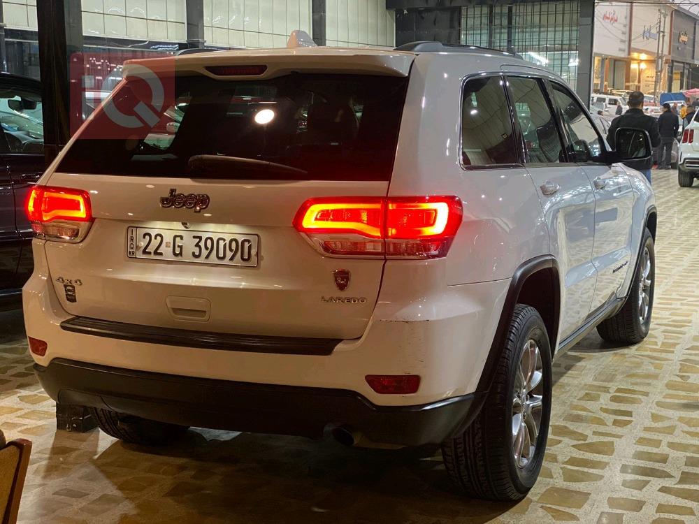 جيب جراند شيروكي